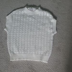 Loft Knit Short Sleeve Sweater Small